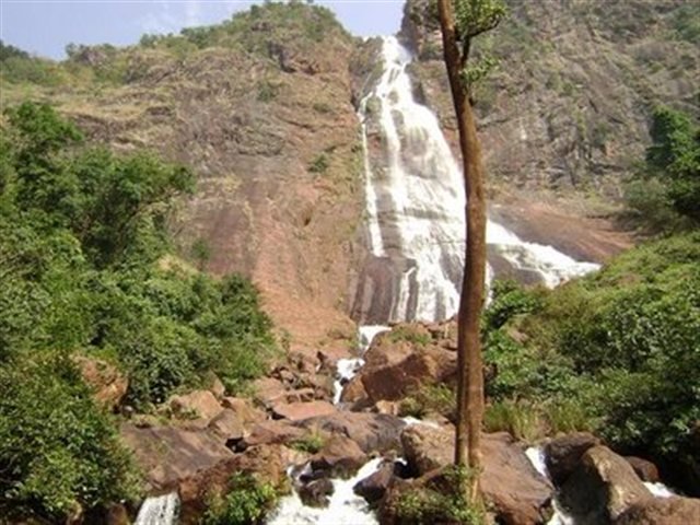 Khandadhar Waterfall - Keonjhar tour package