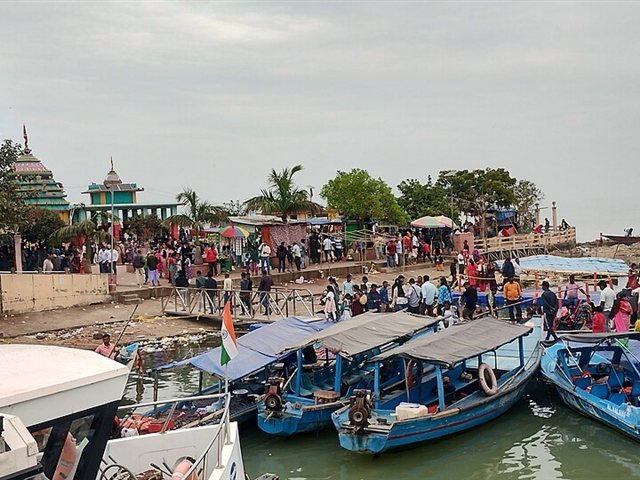 Chilika Lake - Odisha wildlife tour